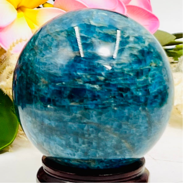 Blue Apatite Sphere Healing Crystal Ball 788g 77mm