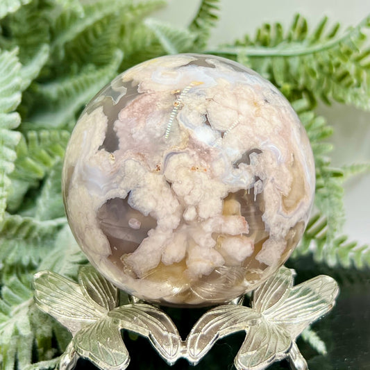 Black Flower Agate Sphere Healing Crystal Ball 304g 61mm