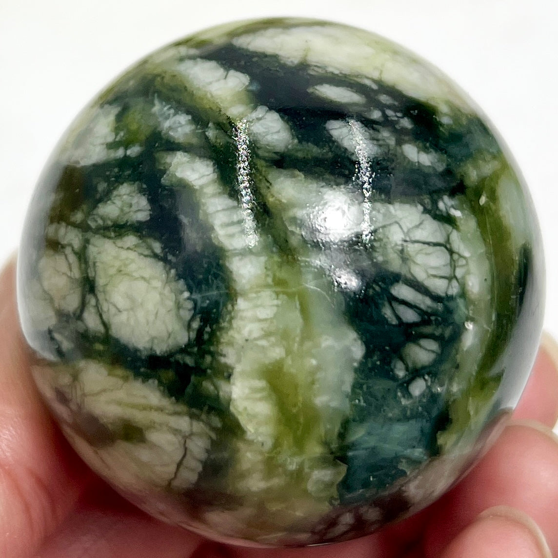 Jade Sphere Sphere Healing Crystal Ball 219g 54mm