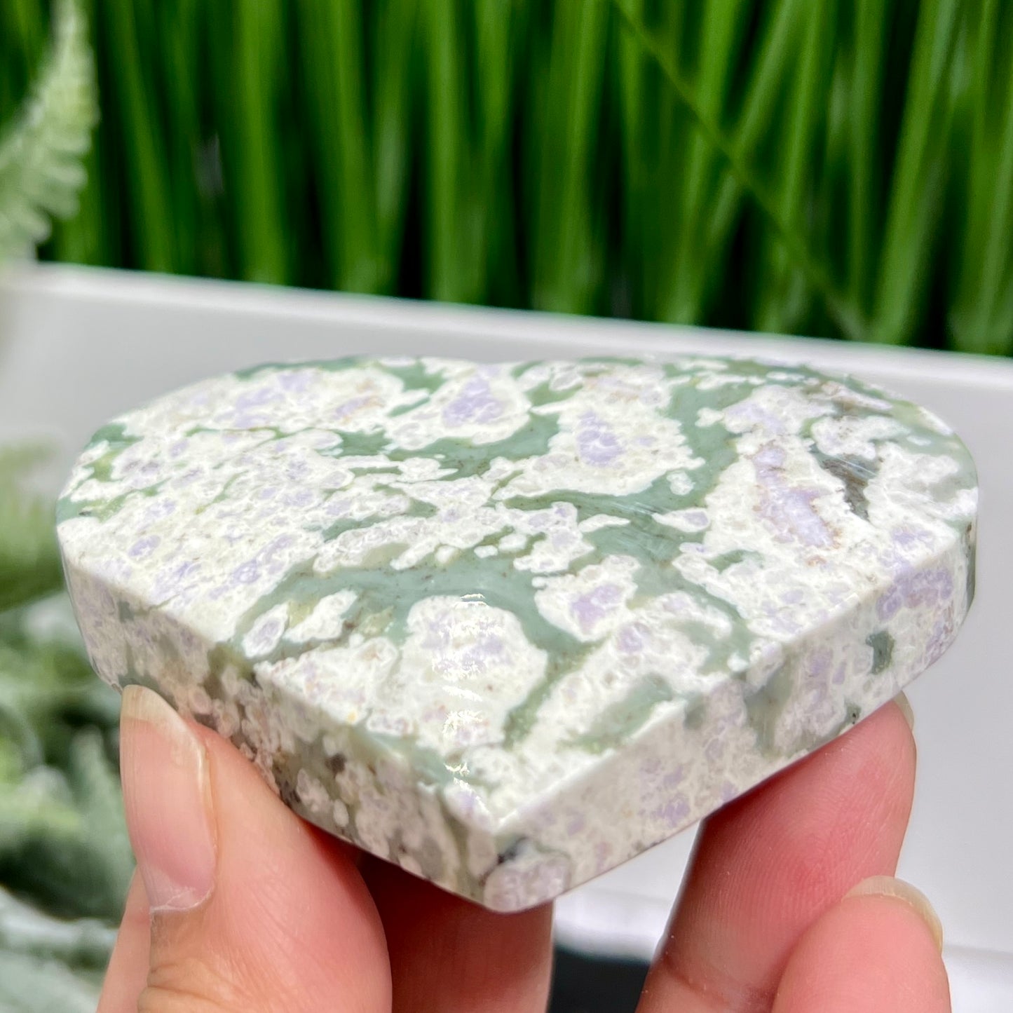 Lucky Jade Purple Stichtite Green Serpentine Palm Stones Meditation Crystals 148g