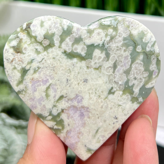 Lucky Jade Purple Stichtite Green Serpentine Palm Stones Meditation Crystals 130g