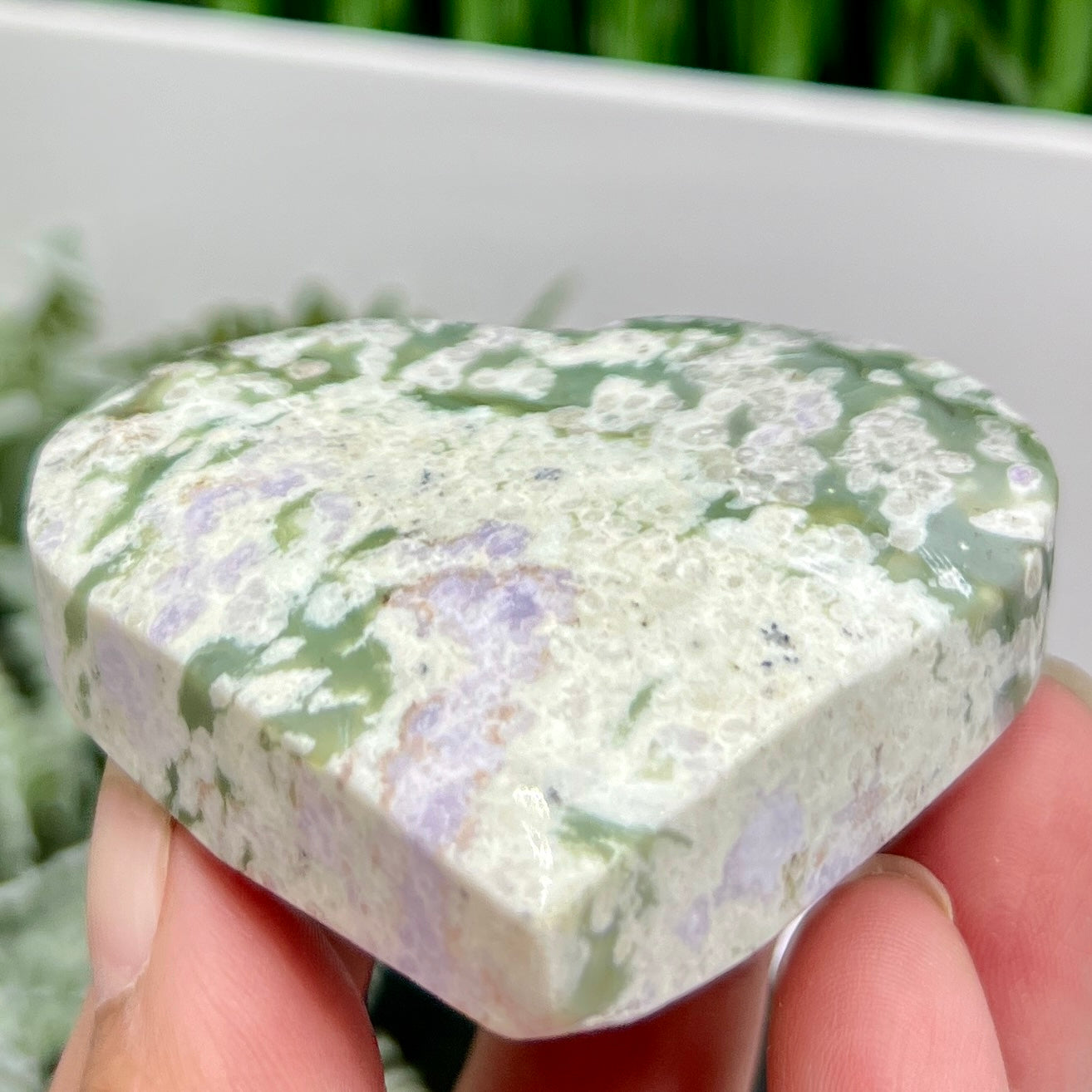 Lucky Jade Purple Stichtite Green Serpentine Palm Stones Meditation Crystals 130g