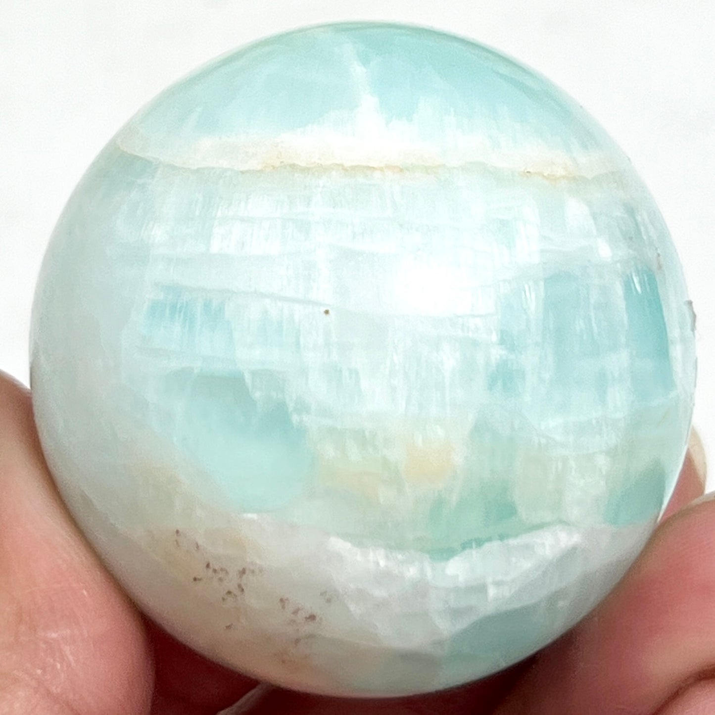 Caribbean Calcite Sphere Healing Crystal Ball 137g 44mm