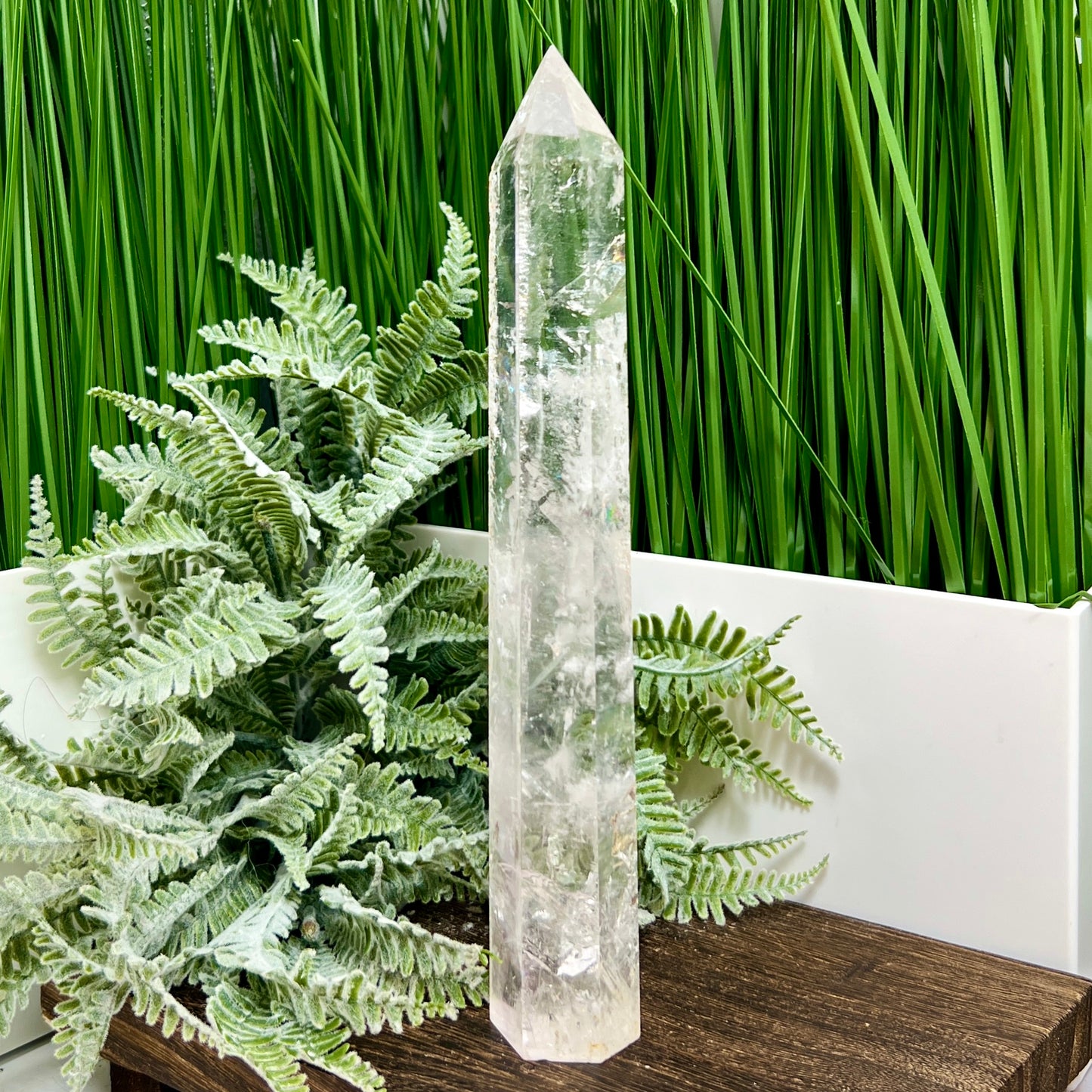 Clear Quartz Tower Top Quality Crystal Generator 506g 232mm