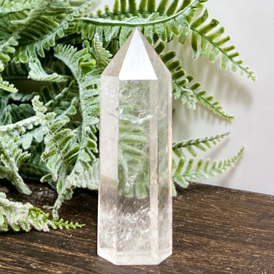 Clear Quartz Tower Top Quality Crystal Generator 60g 75mm