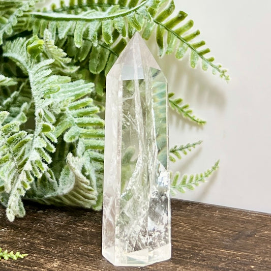 Clear Quartz Tower Top Quality Crystal Generator 42g 70mm