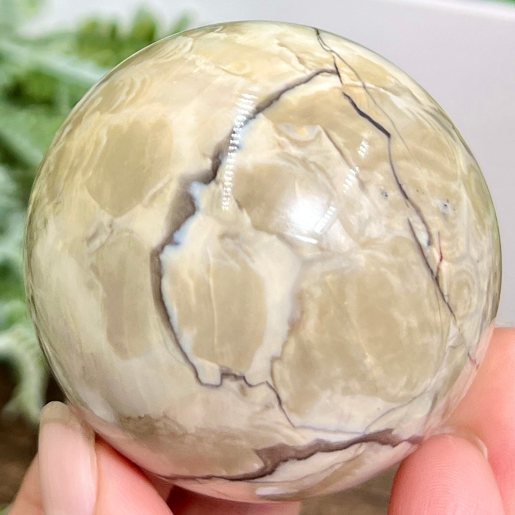 Volcanic Agate Quartz Sphere UV Reactive Healing Crystal Ball 236g 57mm