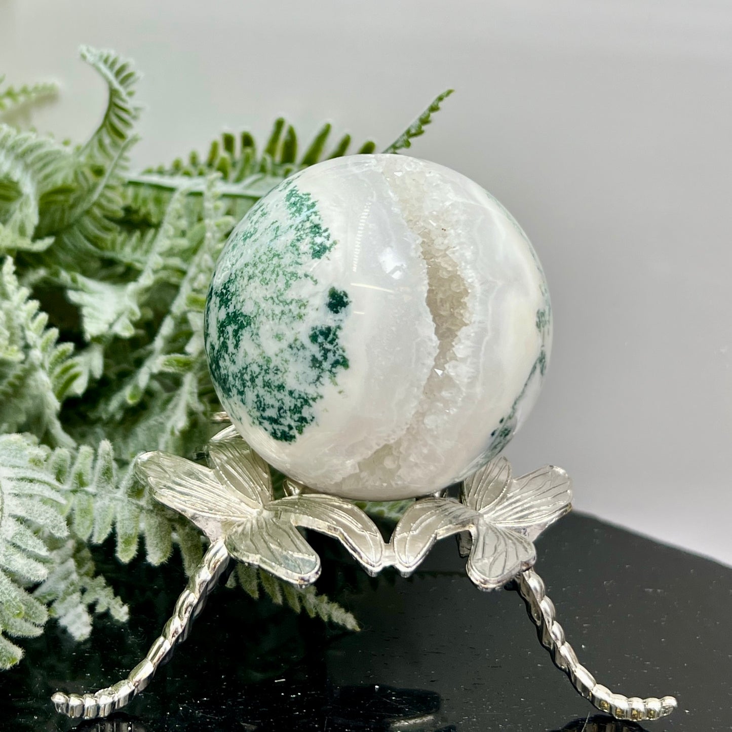 Tree Agate Sphere High Quality Crystal Ball 252g 59mm