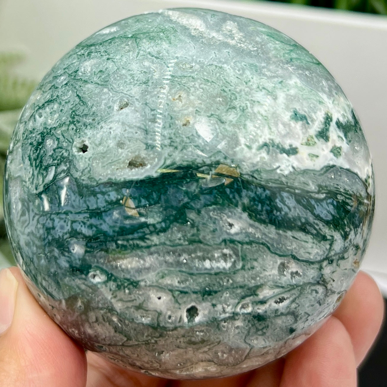 Moss Agate Sphere High Quality Crystal Ball 490g 72mm