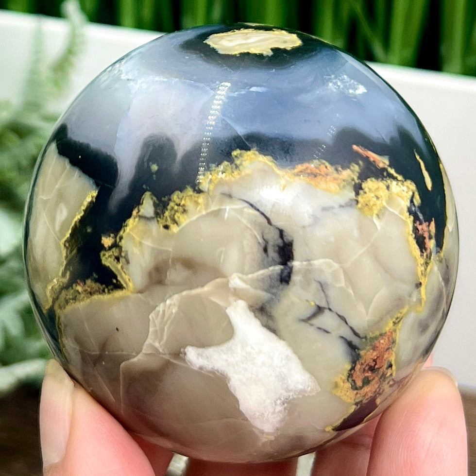 Volcanic Agate Quartz Sphere UV Reactive Healing Crystal Ball 376g 66mm