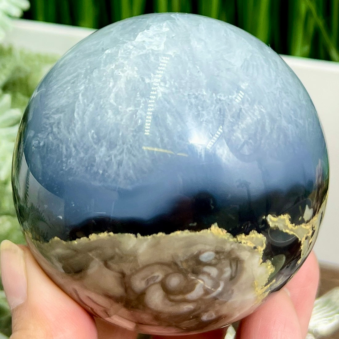 Volcanic Agate Quartz Sphere UV Reactive Healing Crystal Ball 486g 72mm