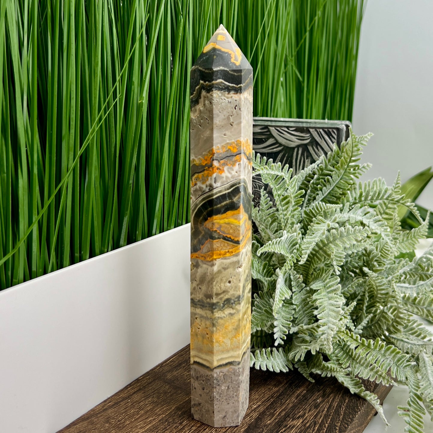 Bumblebee Jasper Tower Point Healing Crystal Generator 560g 243mm