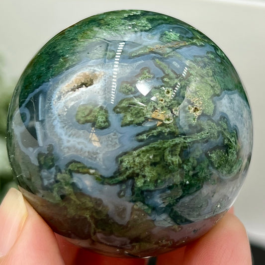 Moss Agate Sphere High Quality Crystal Ball 148g 48mm