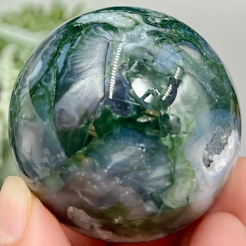 Moss Agate Sphere High Quality Crystal Ball 130g 46mm