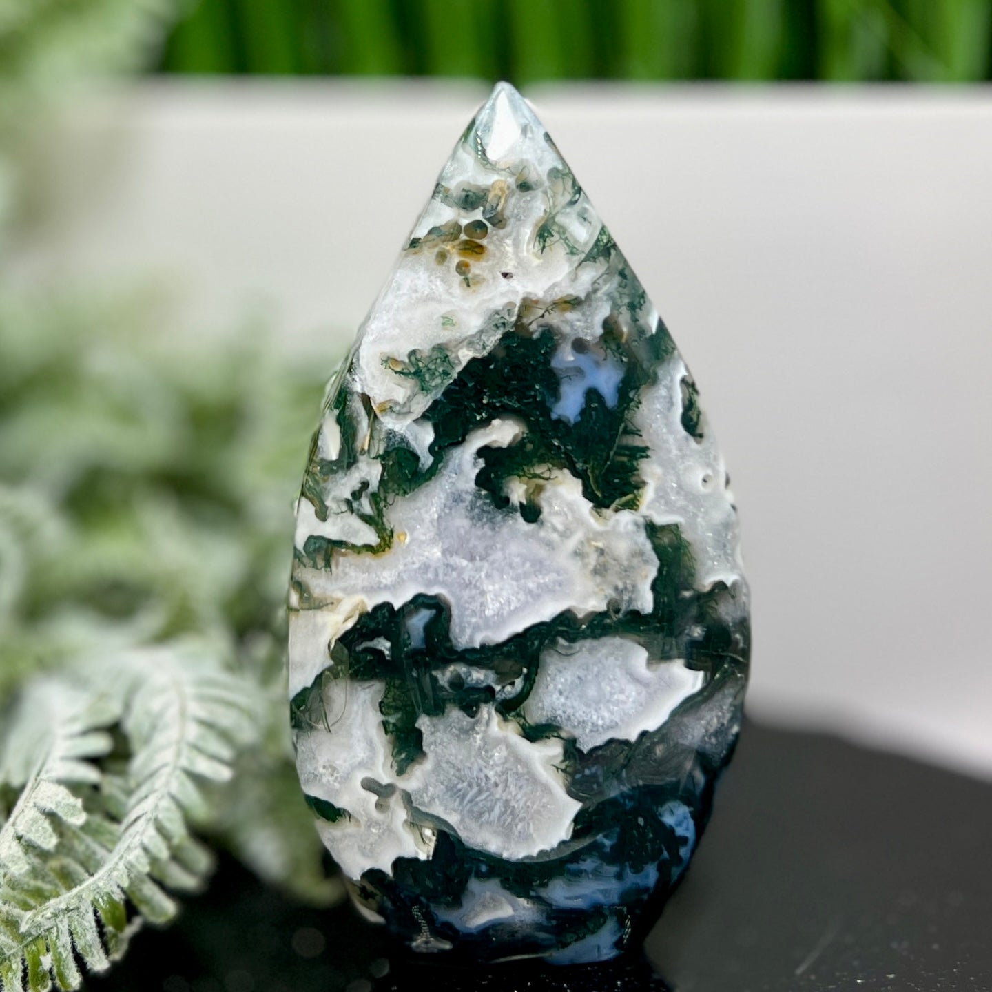 Moss Agate Quartz Druzy Flame High Quality Crystal 364g 129mm