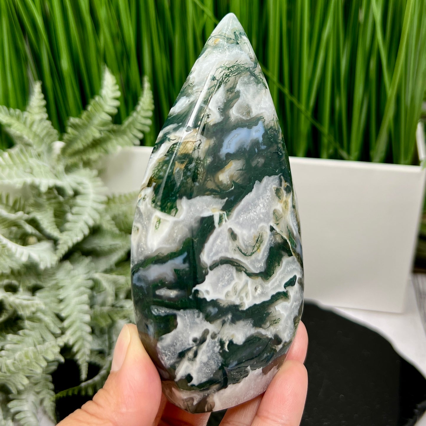 Moss Agate Quartz Druzy Flame High Quality Crystal 364g 129mm