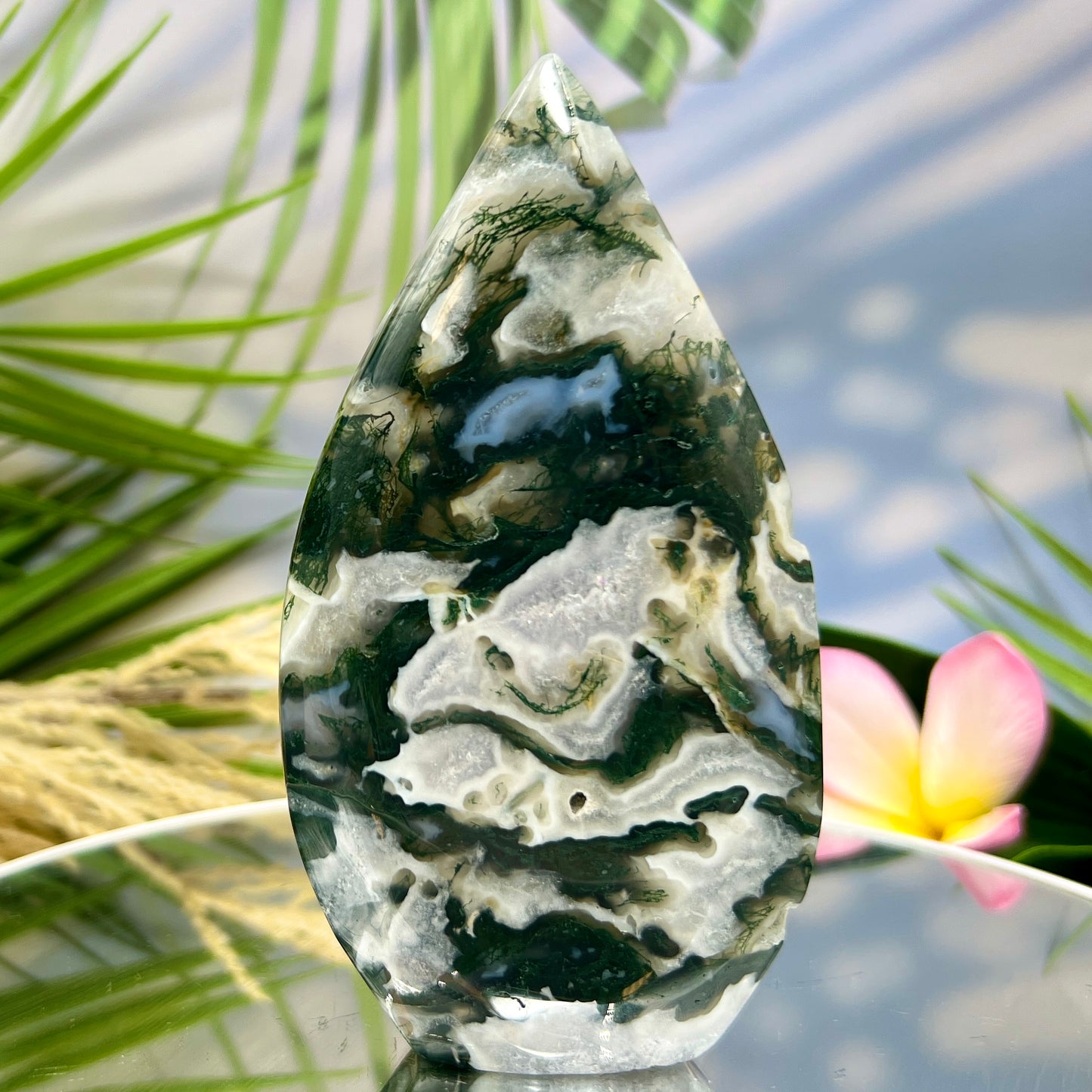 Moss Agate Quartz Druzy Flame High Quality Crystal 364g 129mm