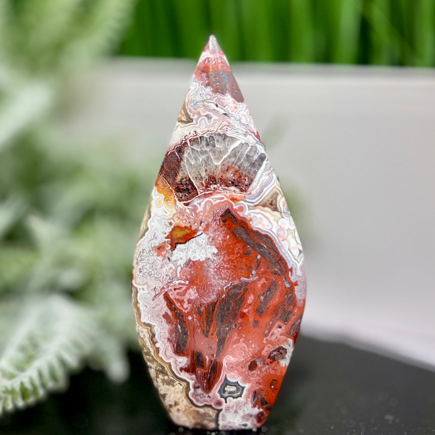 Mexican Crazy Lace Agate Flame Crystal Laughter Stone 312g 137mm