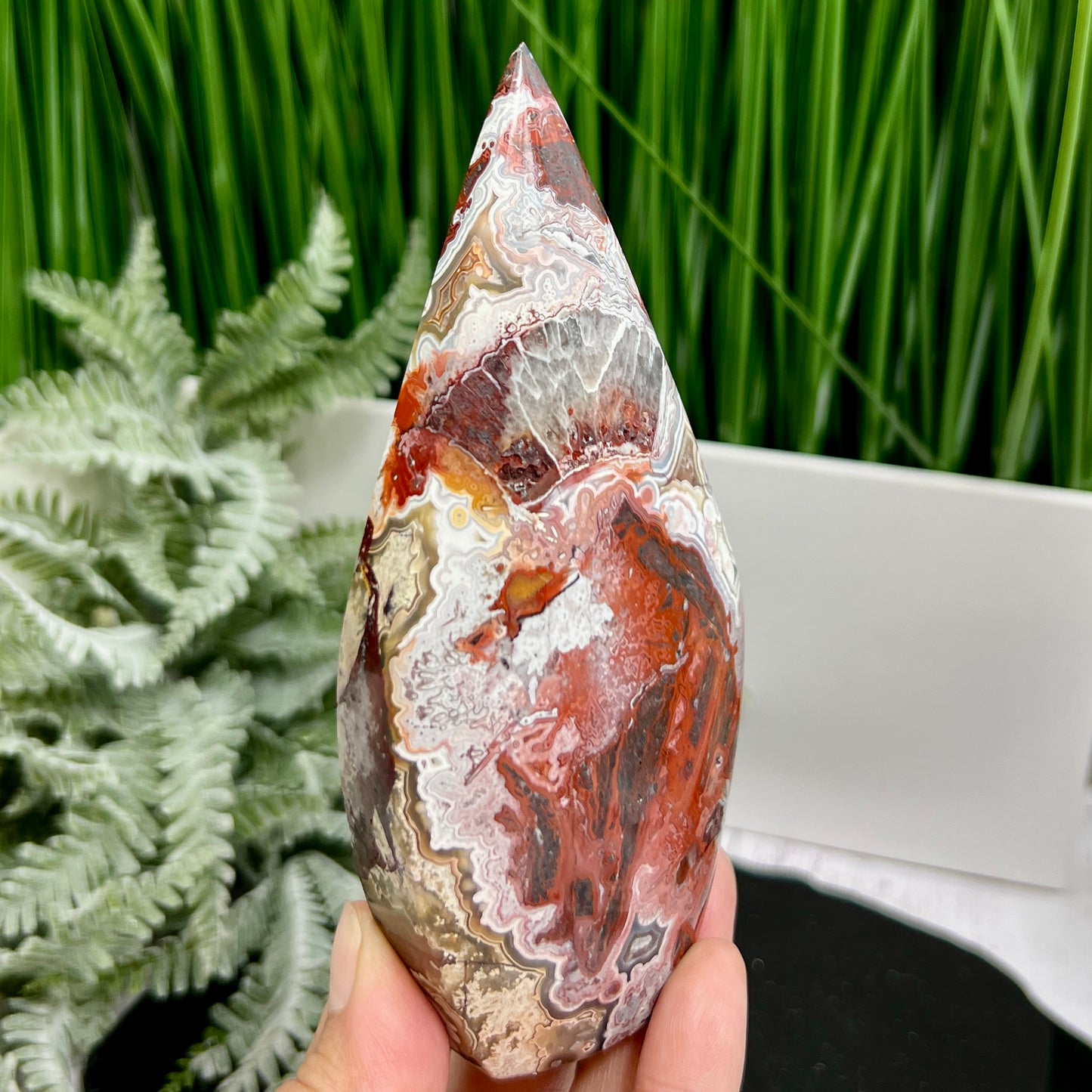 Mexican Crazy Lace Agate Flame Crystal Laughter Stone 312g 137mm