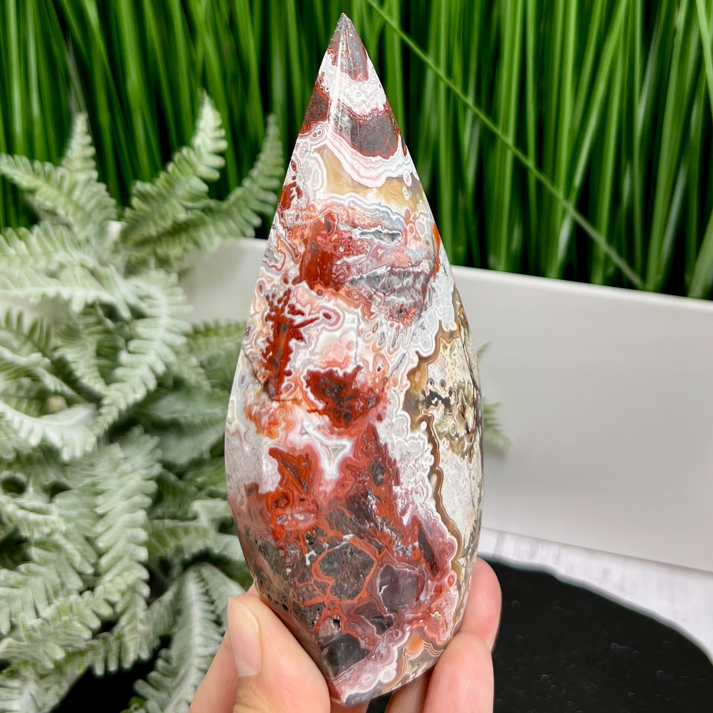 Mexican Crazy Lace Agate Flame Crystal Laughter Stone 312g 137mm