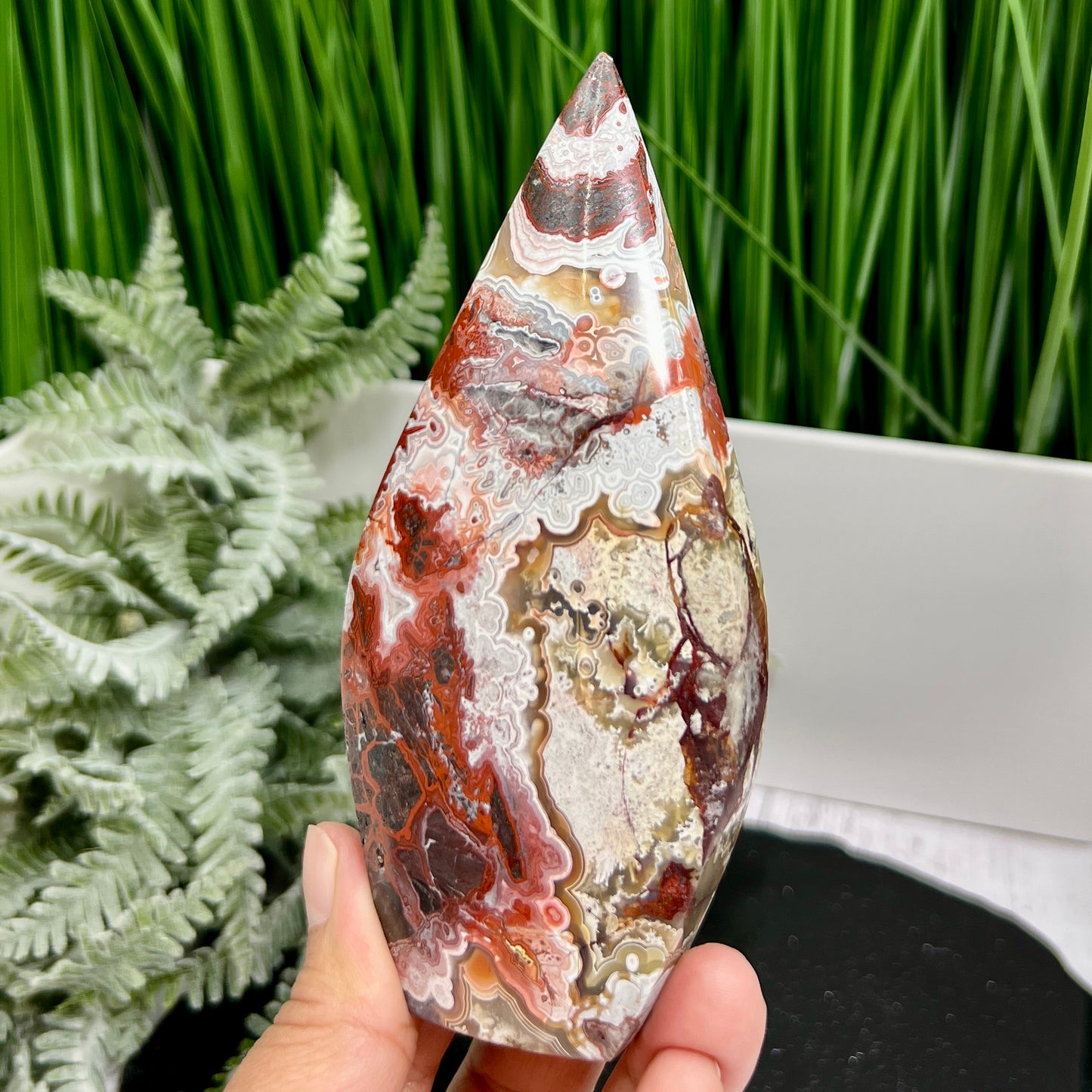 Mexican Crazy Lace Agate Flame Crystal Laughter Stone 312g 137mm