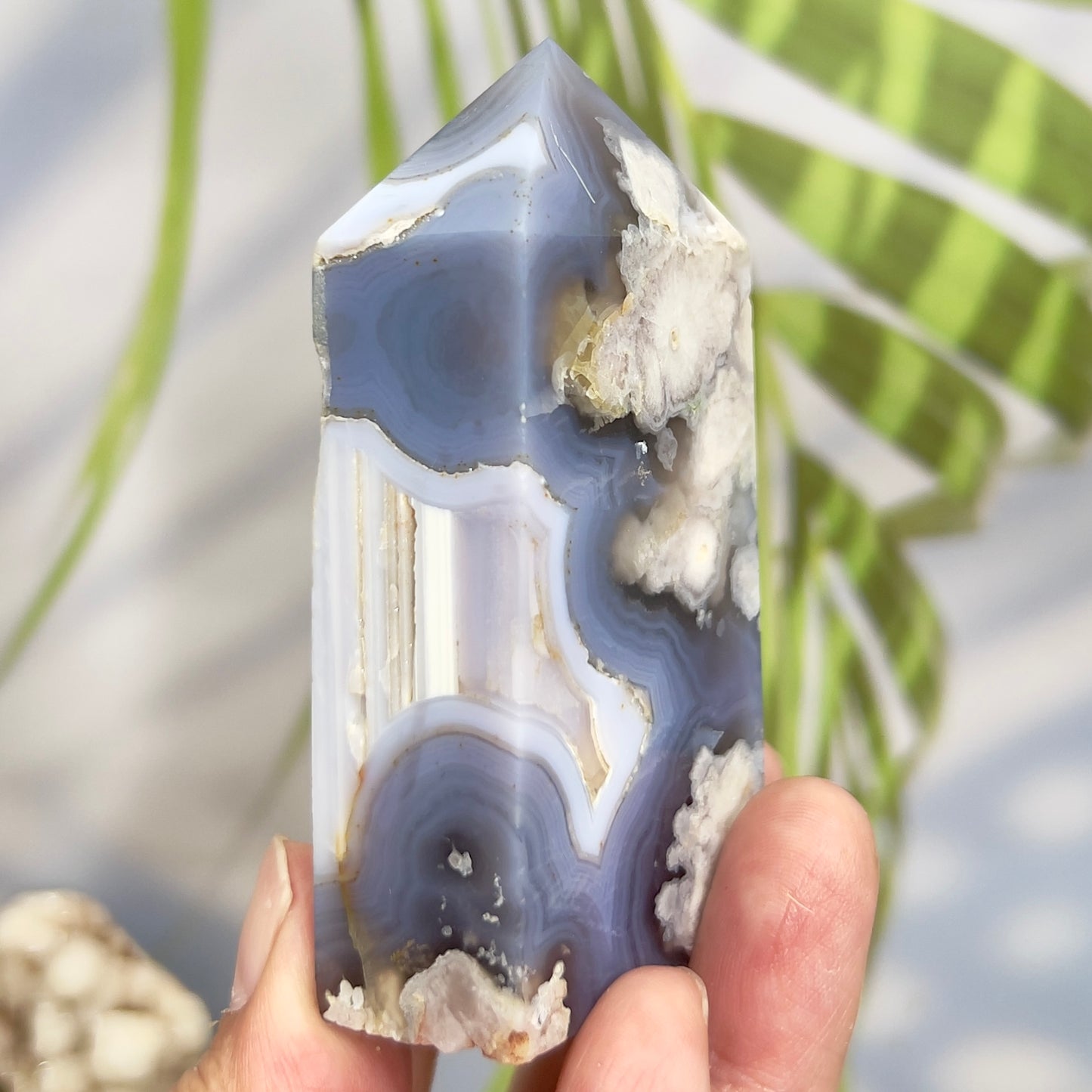 Blue Flower Agate Tower Point Healing Crystal Generator 131g