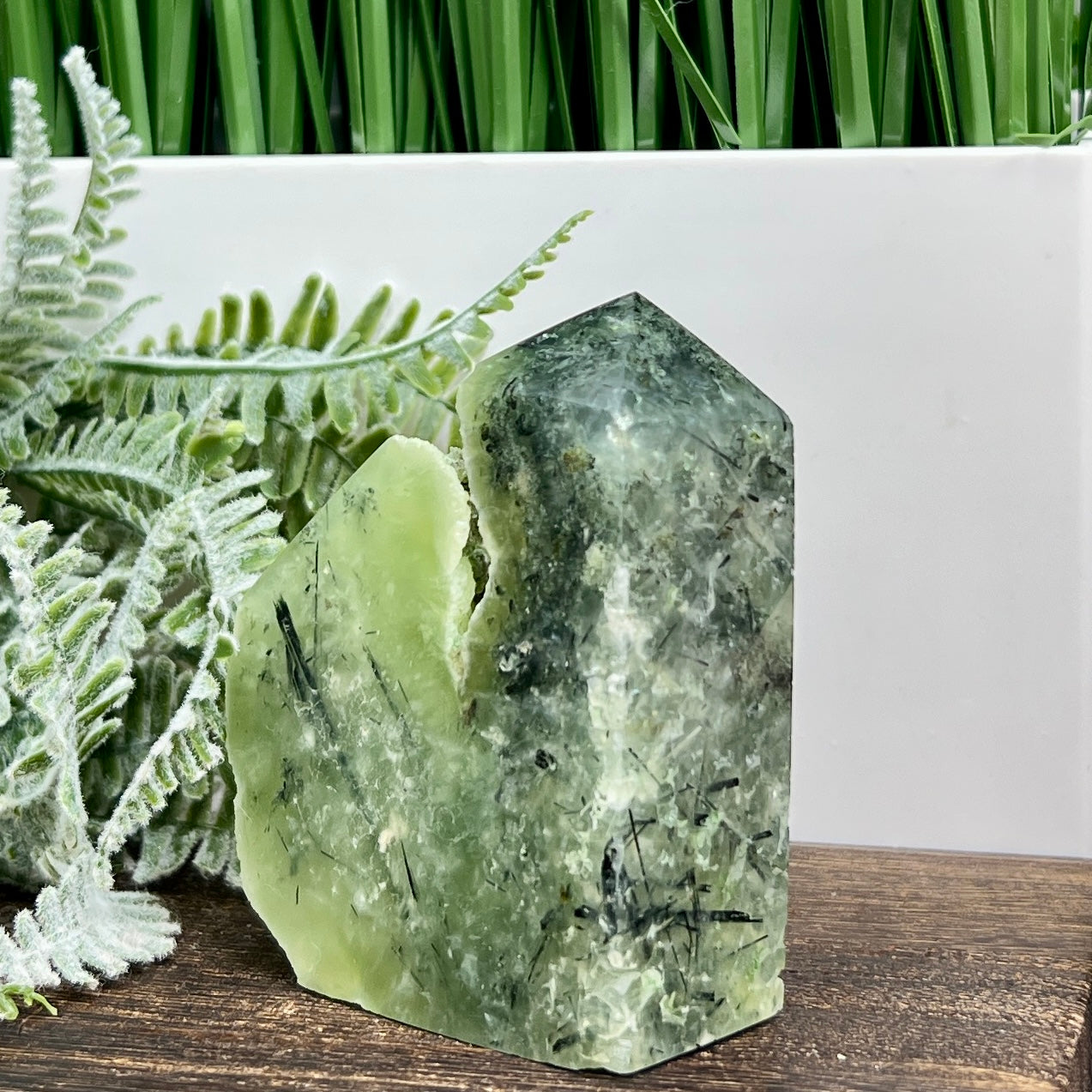 Prehnite with Epidote Tower Crystal Generator 230g