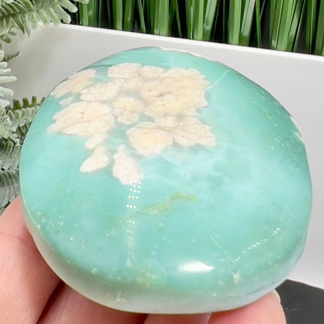 Green Flower Agate Sakura Rare Large Palm Stone Meditation Crystal 112g