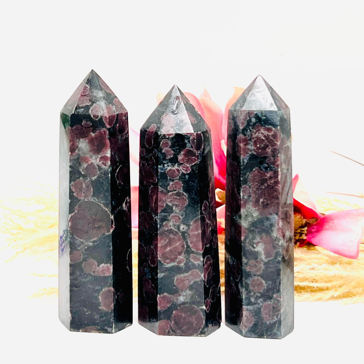 Garnet in Arfvedsonite Points Towers Crystal Generators