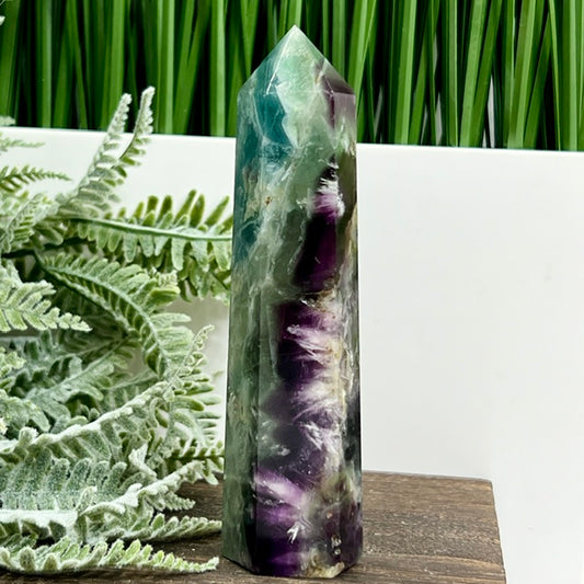 Snowflake Fluorite Tower Blue Green Magenta Feathered Crystal Generator 229g 124mm