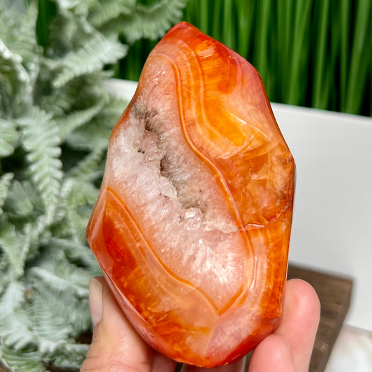 Carnelian Quartz Flame Healing Crystal Carving 330g