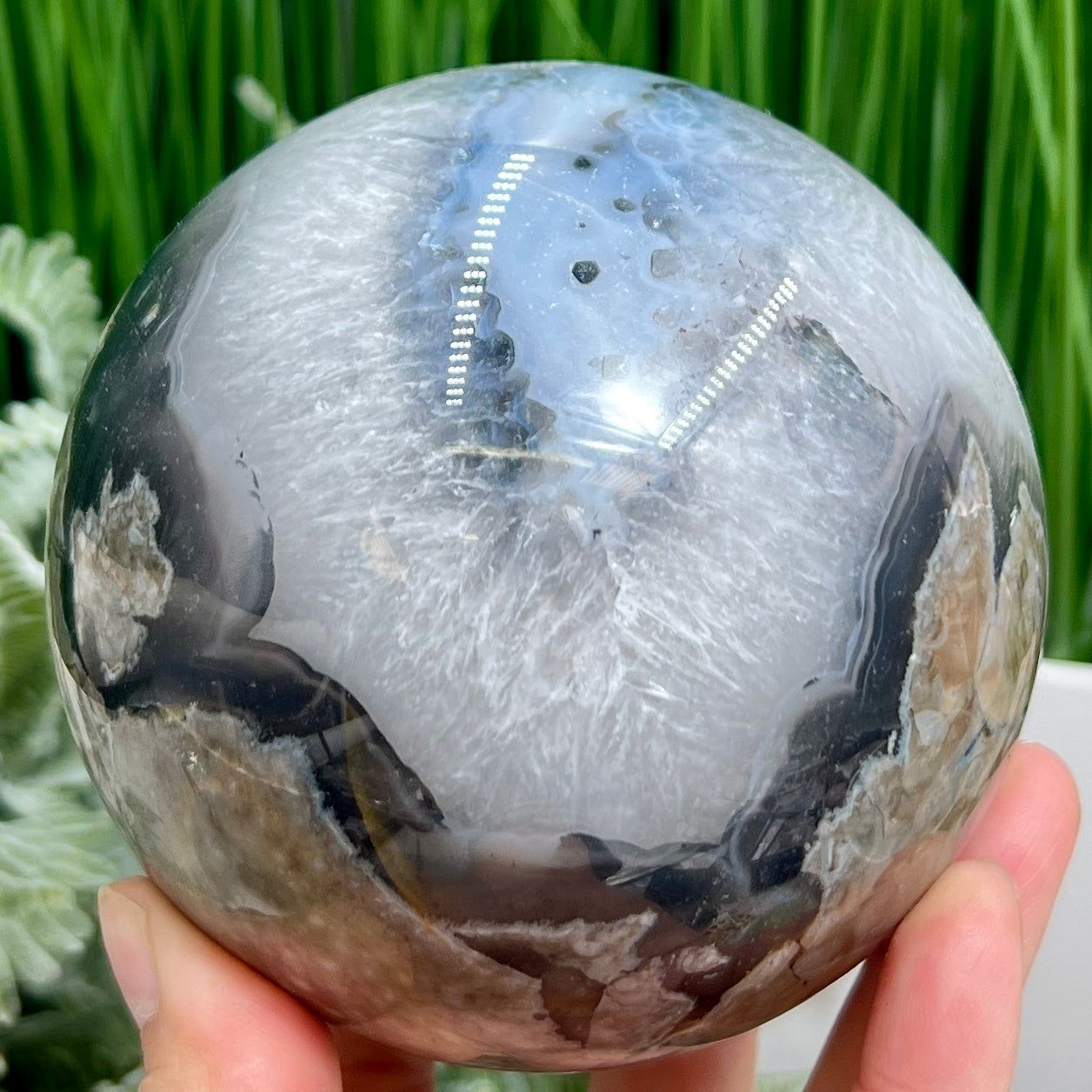 Volcanic Agate Quartz Sphere UV Reactive Large Crystal Ball 1447g 101mm