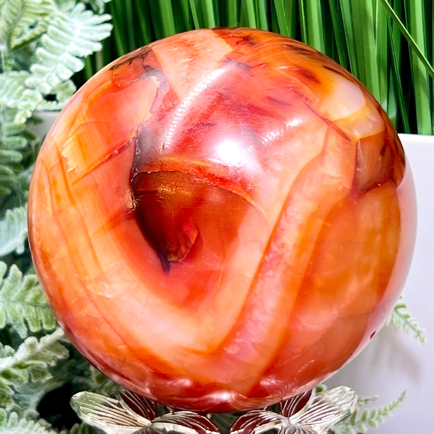 Carnelian with Quartz Sphere Healing Crystal Ball 1391g 100mm