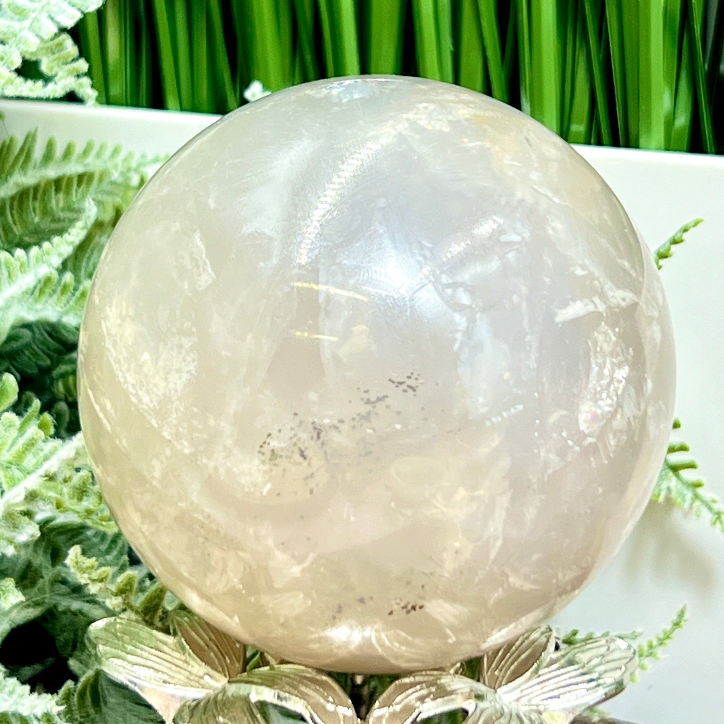 Blue Rose Quartz with Dendrites Sphere Healing Crystal Ball 746g 81mm