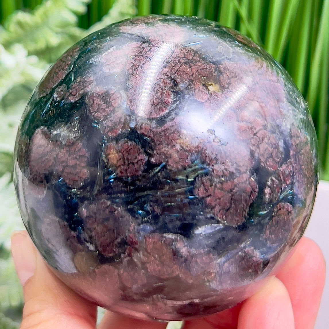 Garnet in Arfvedsonite Sphere Healing Crystal Ball 748g 76mm