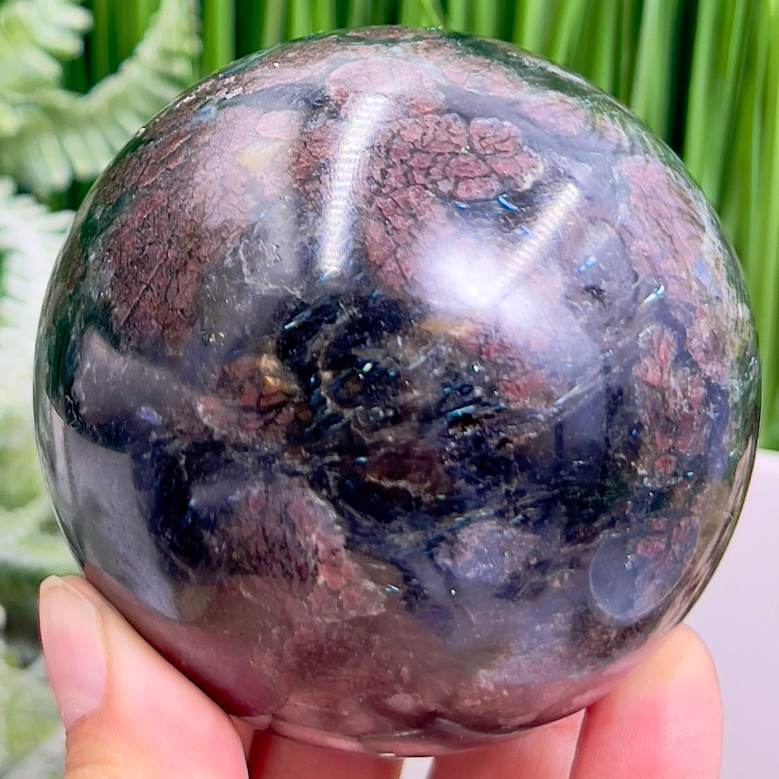 Garnet in Arfvedsonite Sphere Healing Crystal Ball 748g 76mm