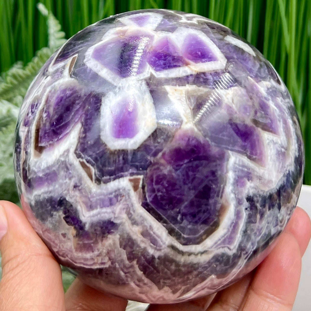 Chevron Dream Amethyst Purple Sphere Healing Crystal Ball 1386g 101mm