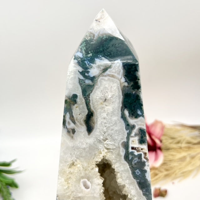 Moss Agate Tower Druzy Crystal Generator 3137g