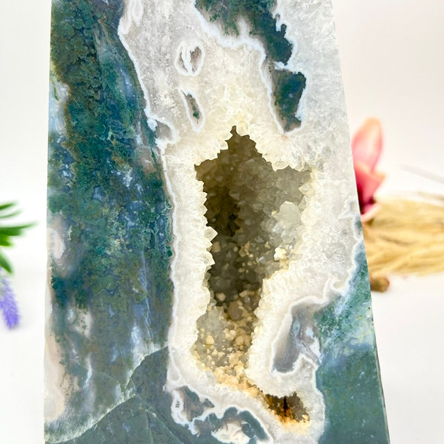 Moss Agate Tower Druzy Crystal Generator 3137g