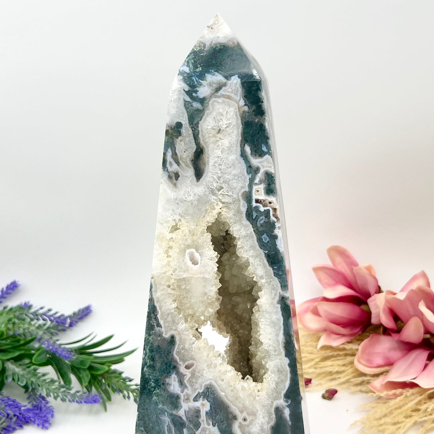 Moss Agate Tower Druzy Crystal Generator 3137g