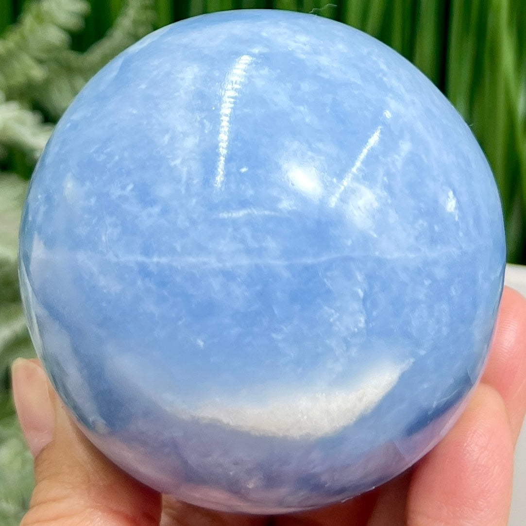 Blue Calcite Sphere Healing Crystal Ball 520g 72mm