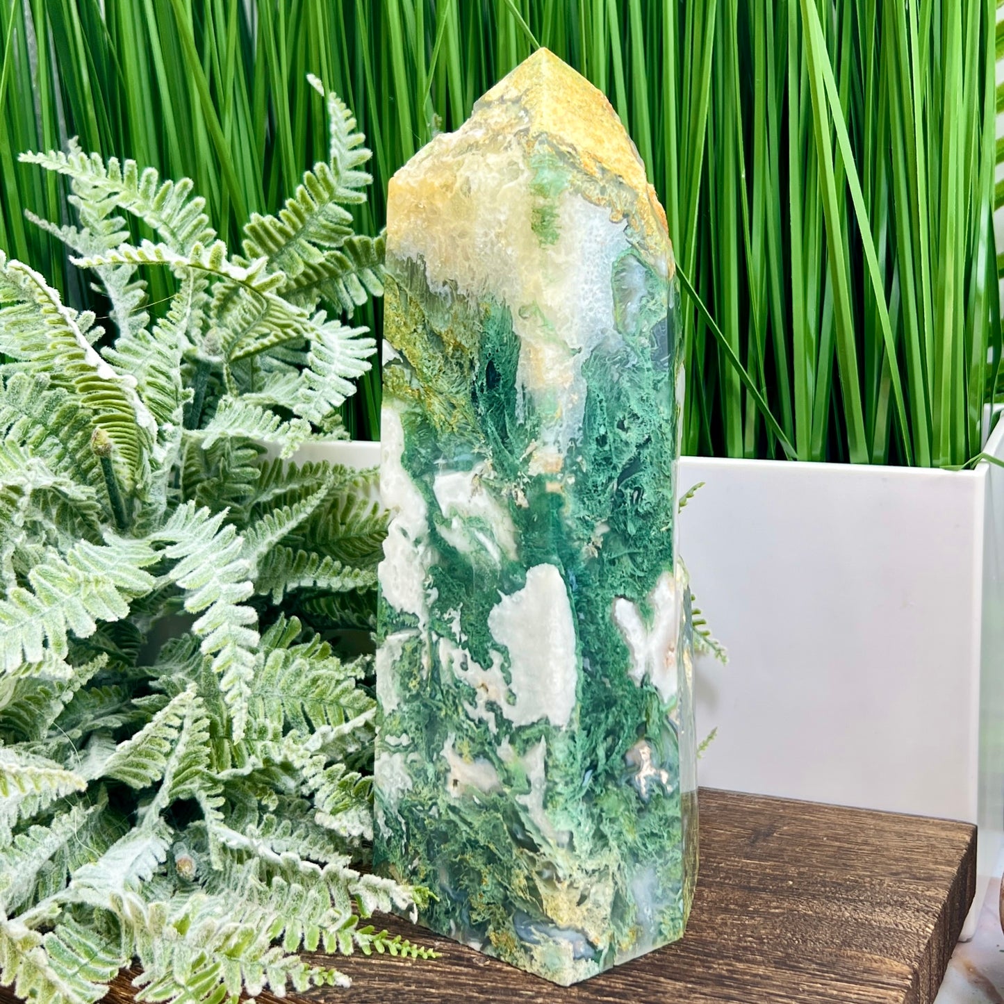 Moss Agate Tower Healing Crystal Generator 1354g 199mm