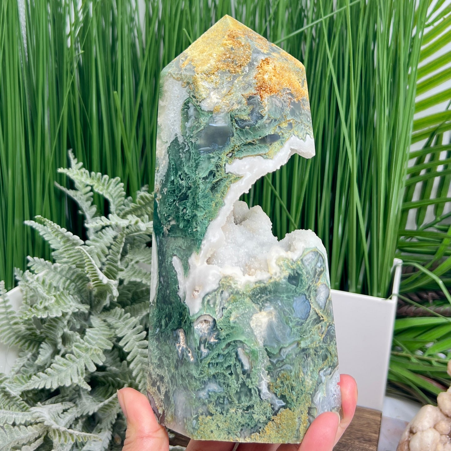 Moss Agate Tower Healing Crystal Generator 1354g 199mm