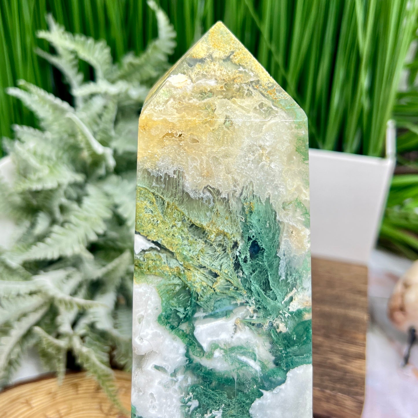 Moss Agate Tower Healing Crystal Generator 1354g 199mm