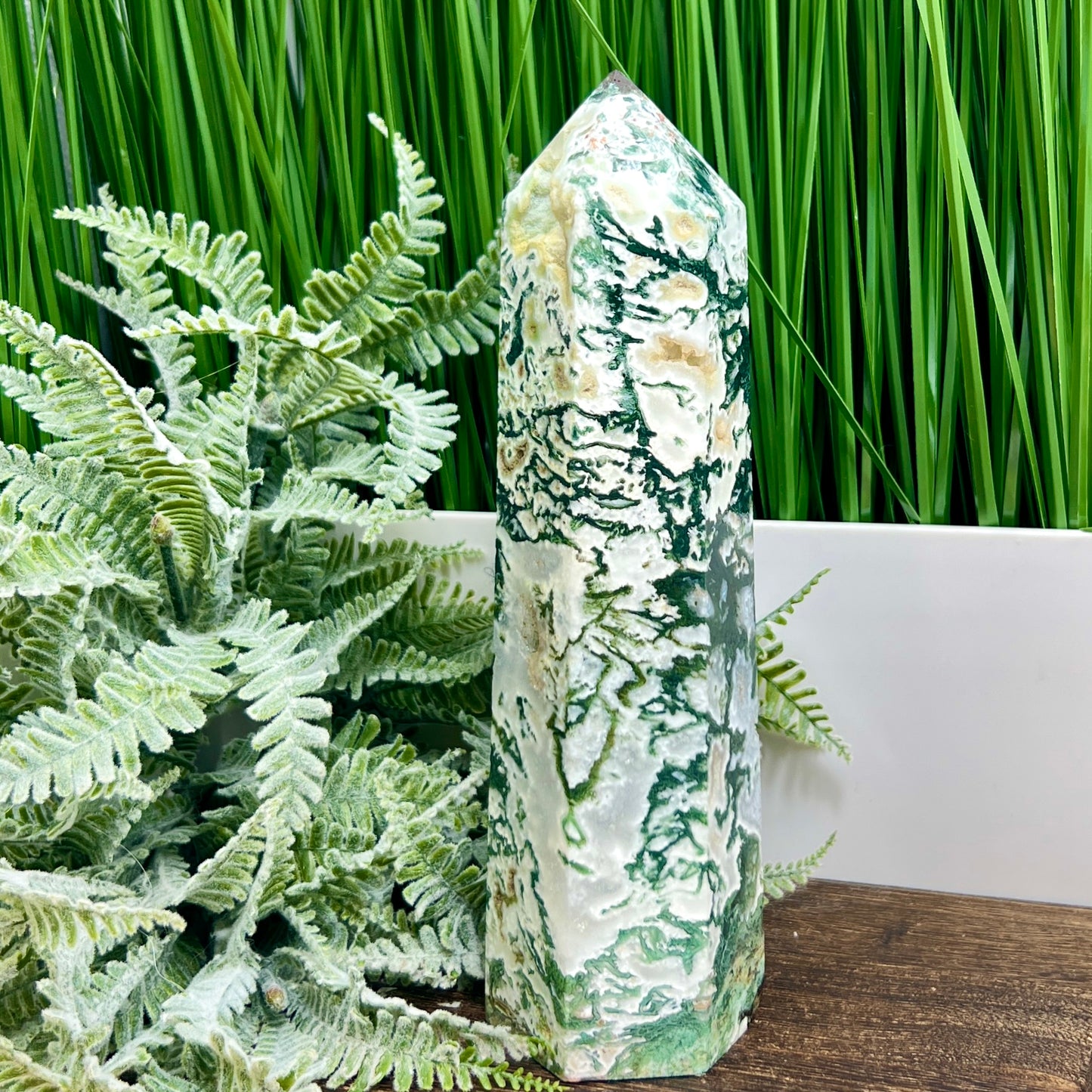 Moss Agate Tower Healing Crystal Generator 962g 203mm