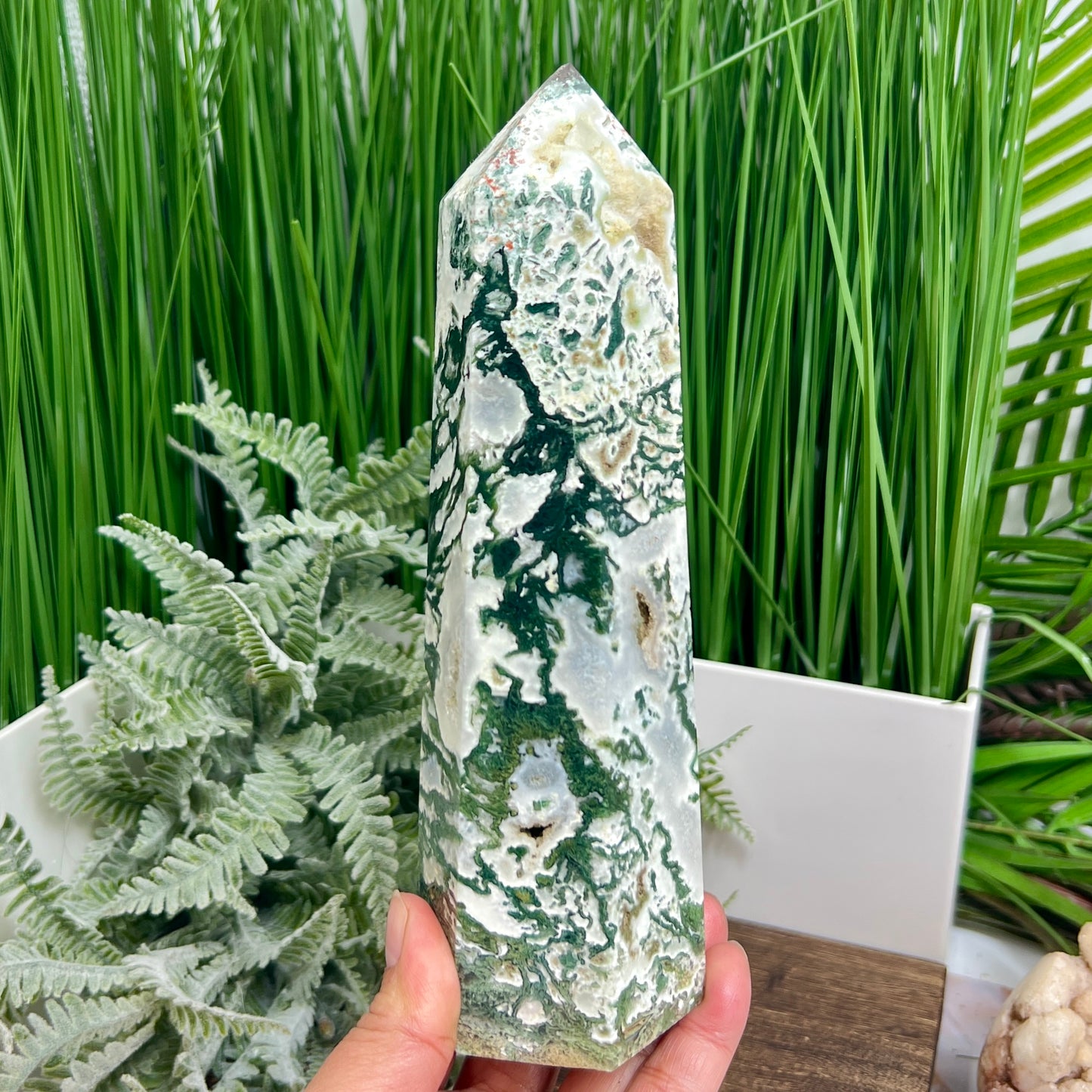 Moss Agate Tower Healing Crystal Generator 962g 203mm