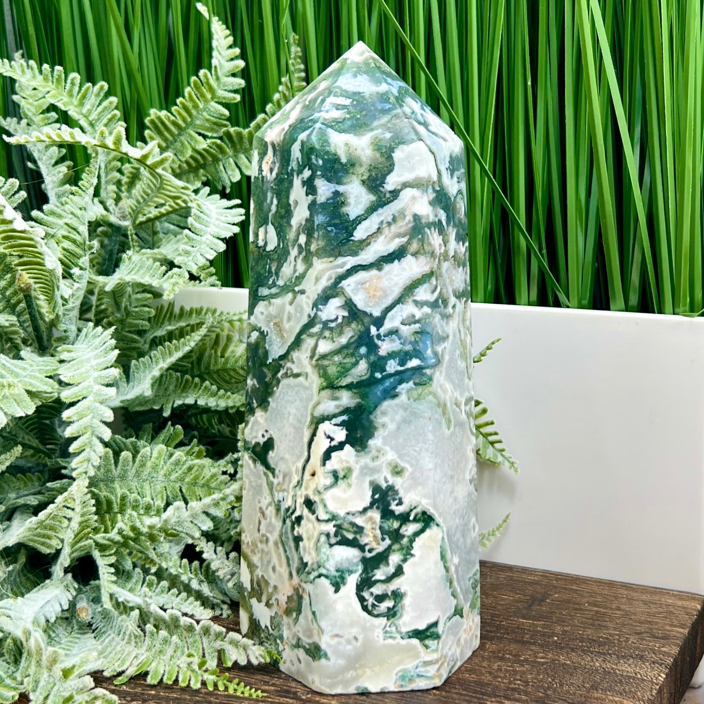 Moss Agate Tower Healing Crystal Generator 1170g 181mm