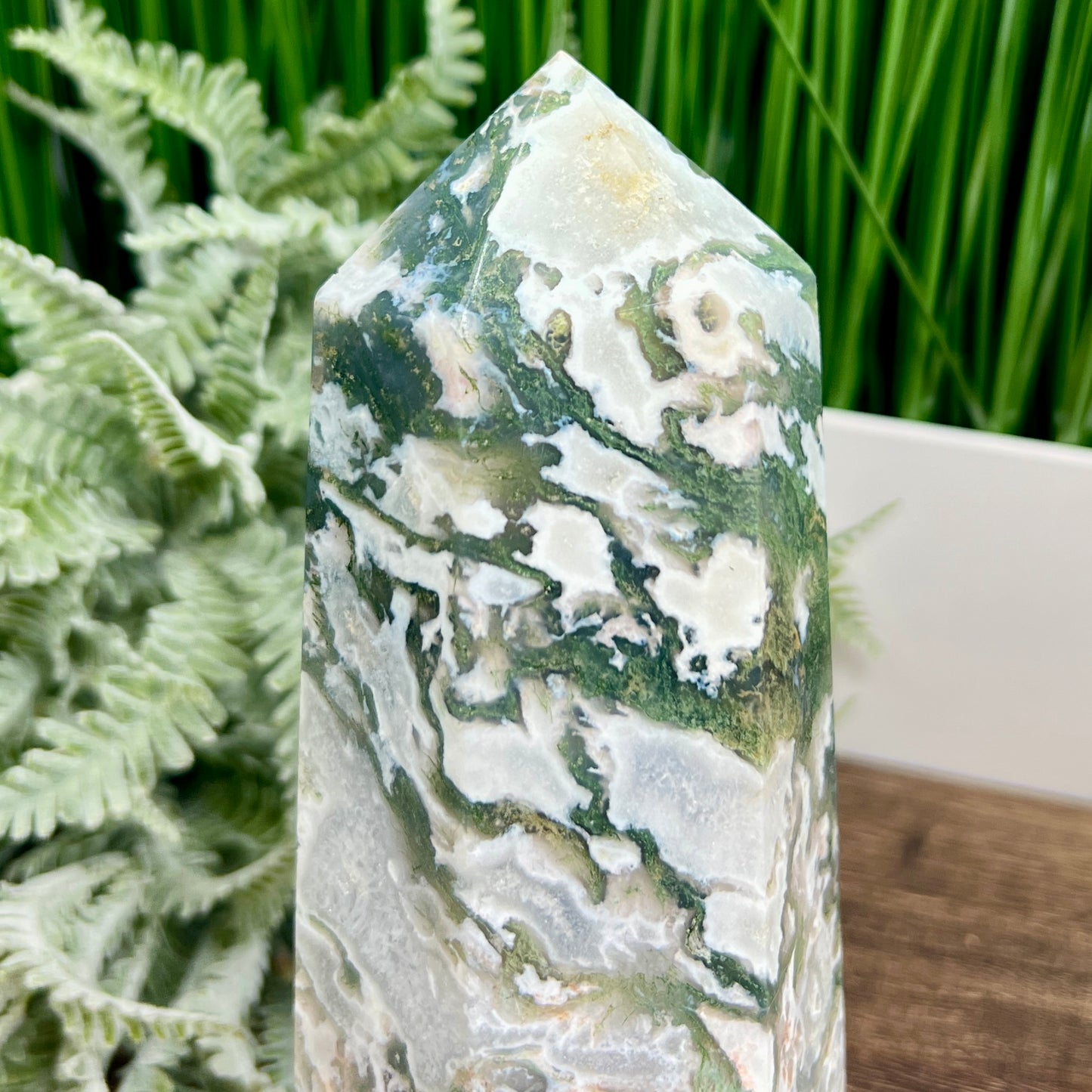 Moss Agate Tower Healing Crystal Generator 1170g 181mm