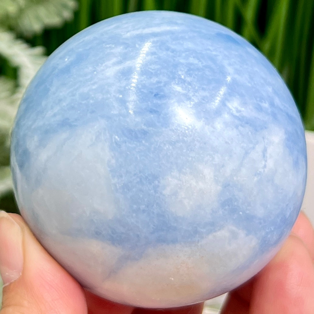 Blue Calcite Sphere Healing Crystal Ball 416g 66mm