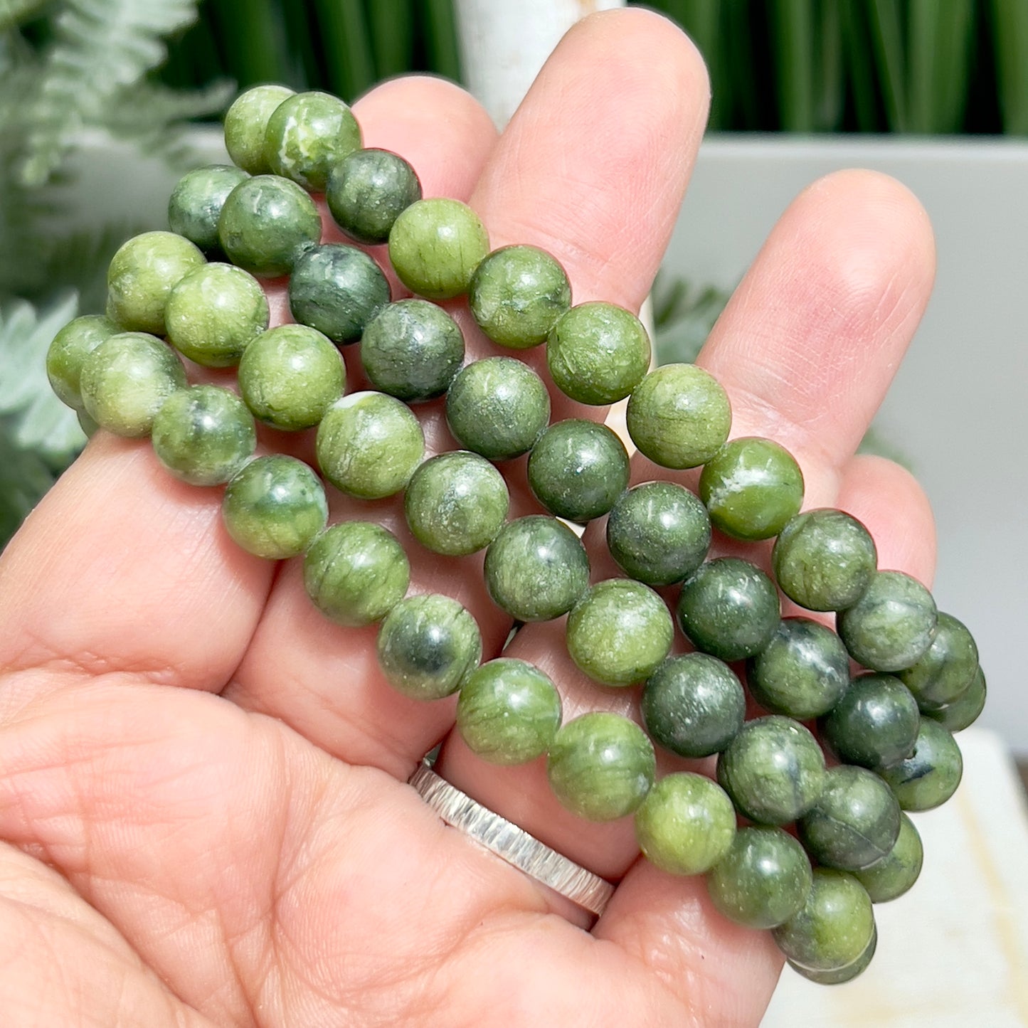 Green Jade Crystals Bracelets Wearable Gemstones Elastic 8mm Beads 15cm